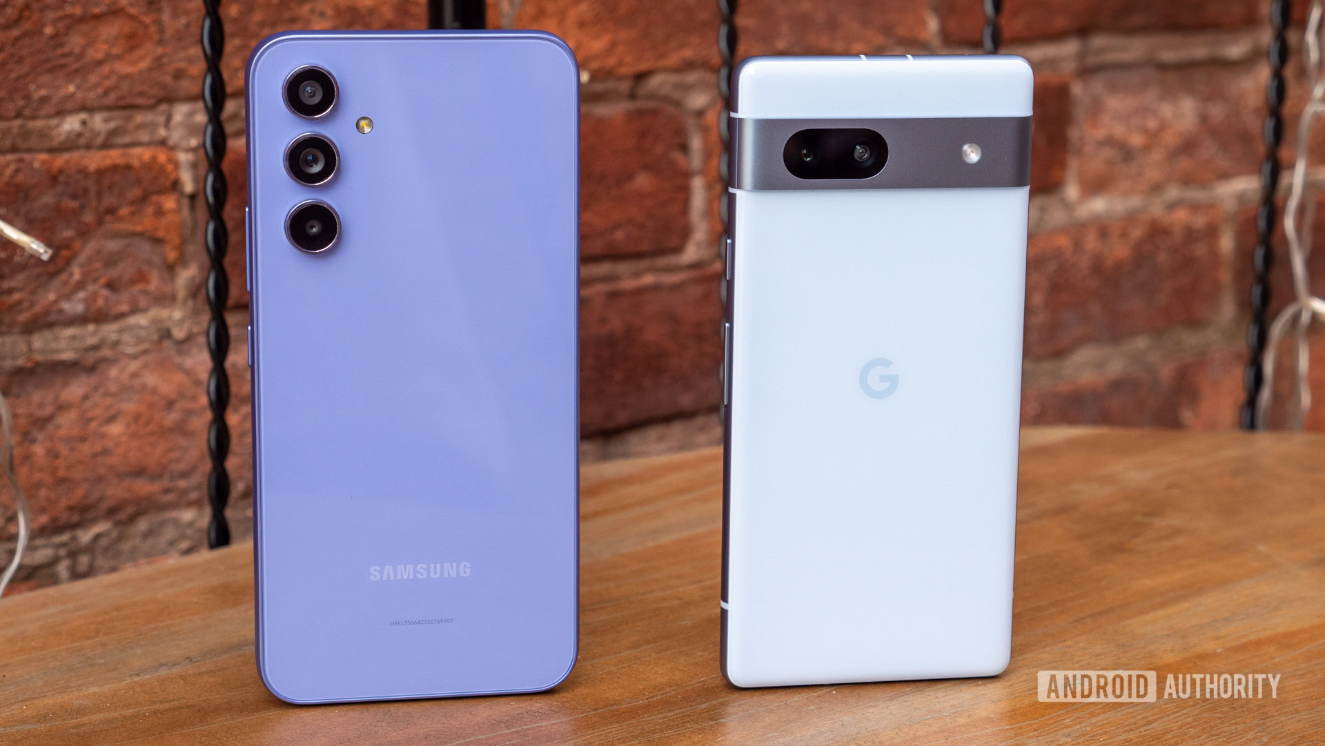 Google Pixel 7a vs Samsung Galaxy A54 5G - Android Authority