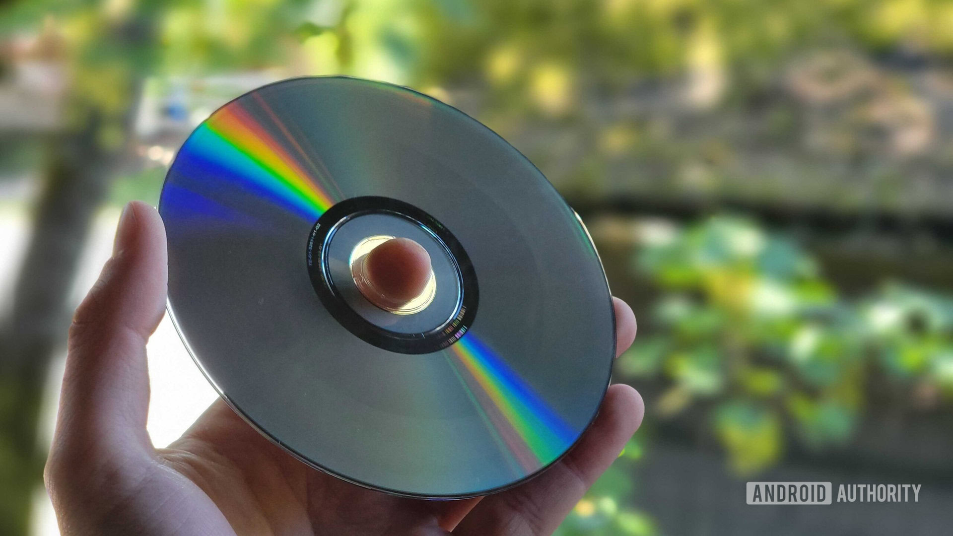 How to clean your CDs and DVDs - Android Authority