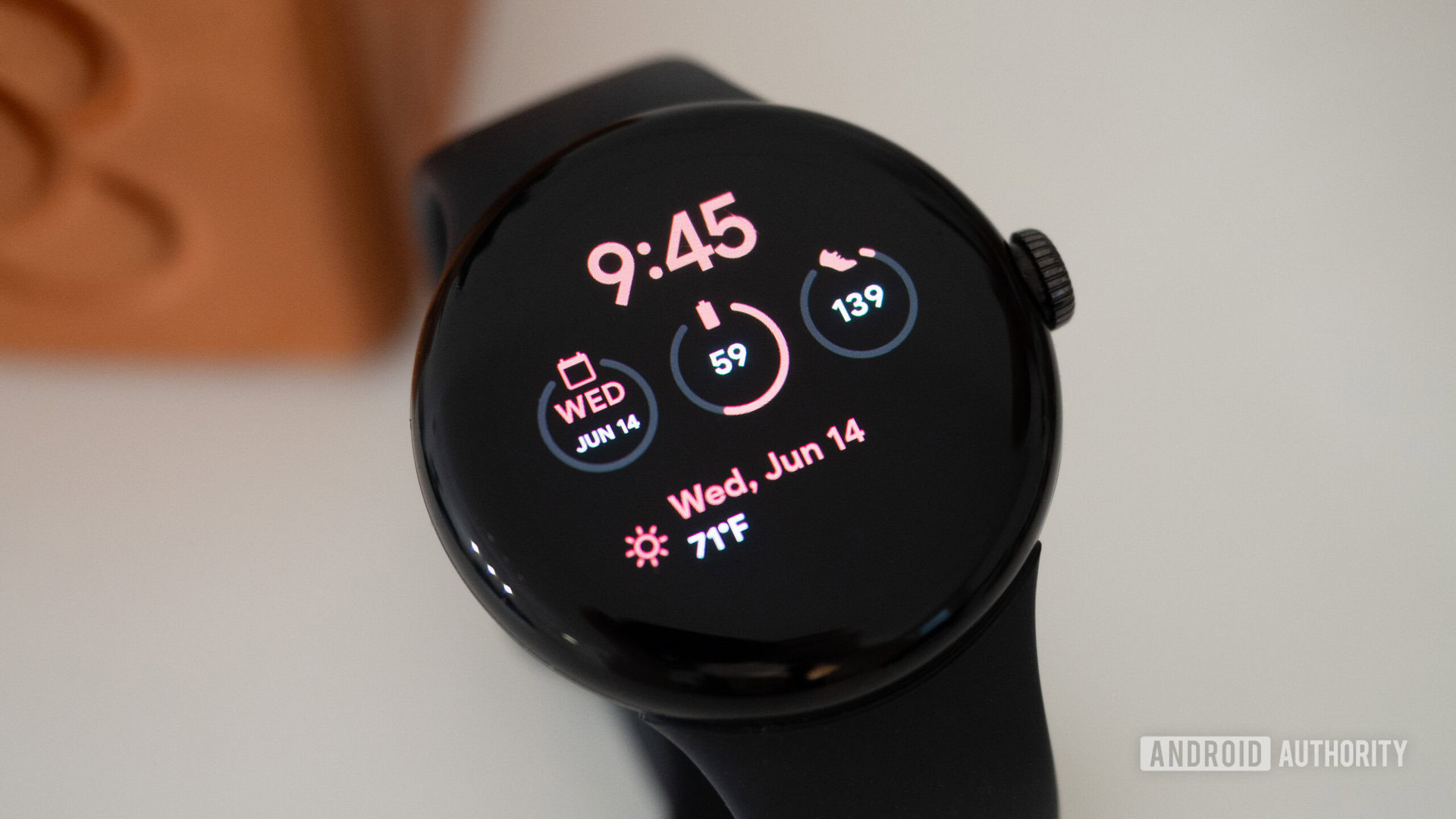 Glance is a Kickstarter project that turns any watch into a smartwatch |  VentureBeat