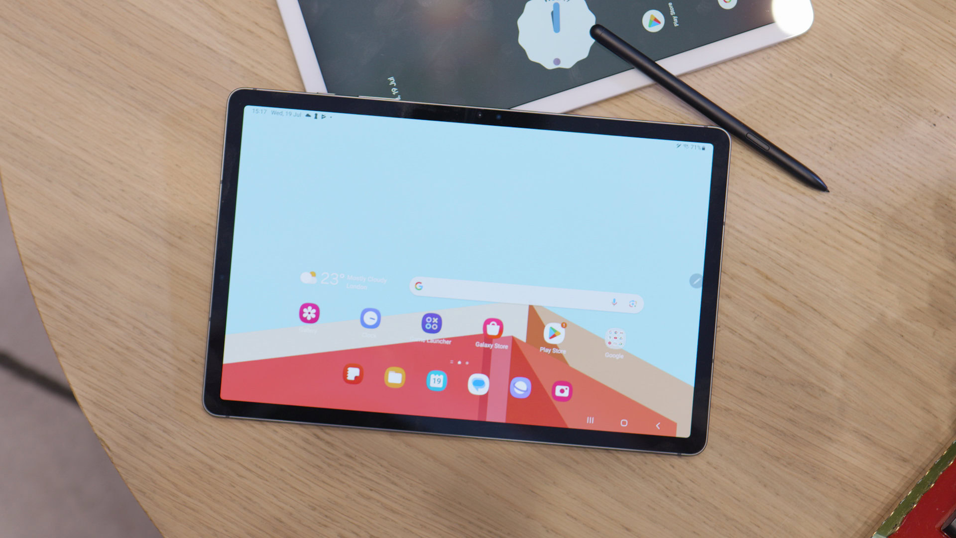 Galaxy Tab S9 display with S Pen