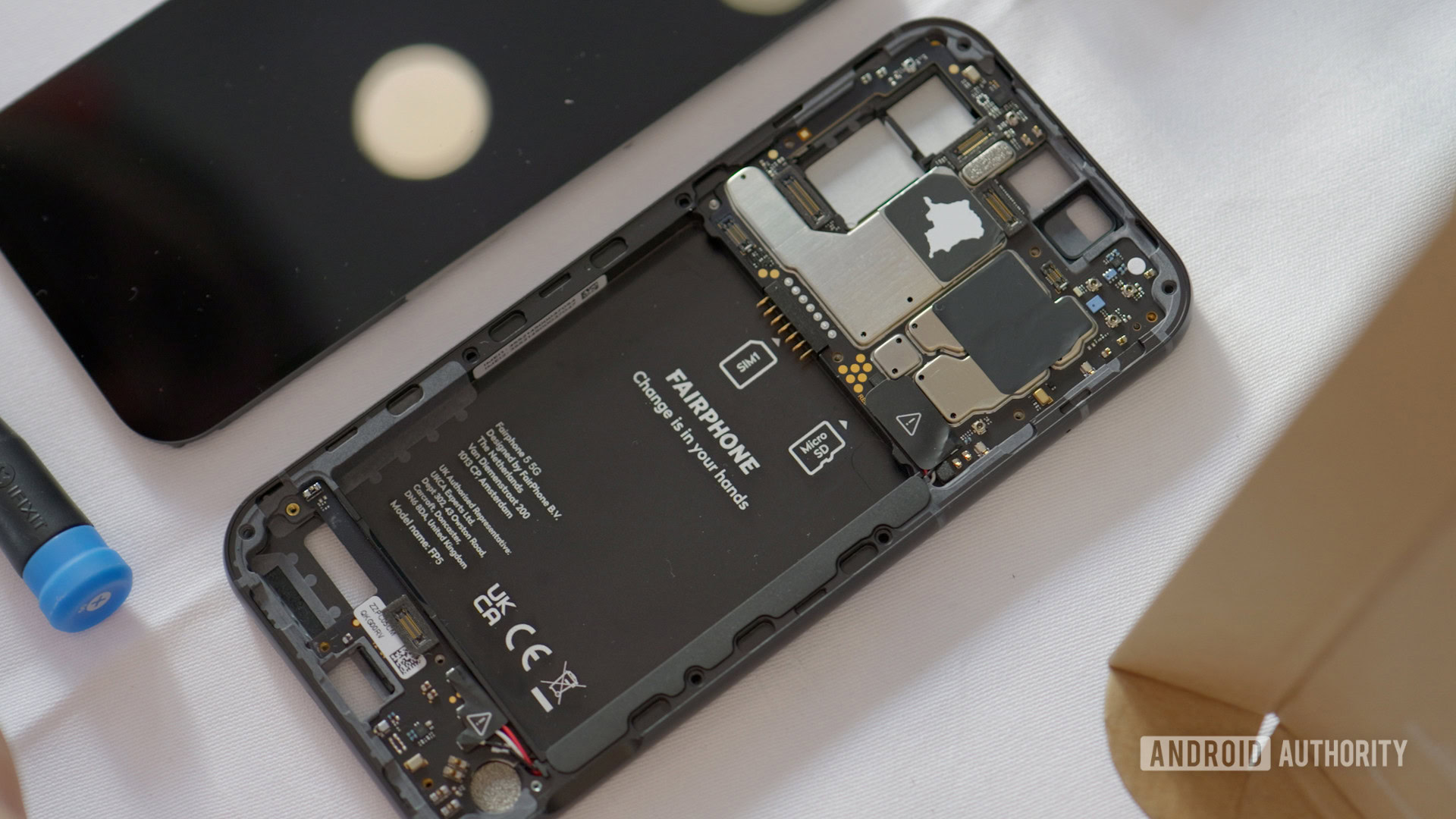 Fairphone 5 sourced, Modular, hands-on: ethically update long promise