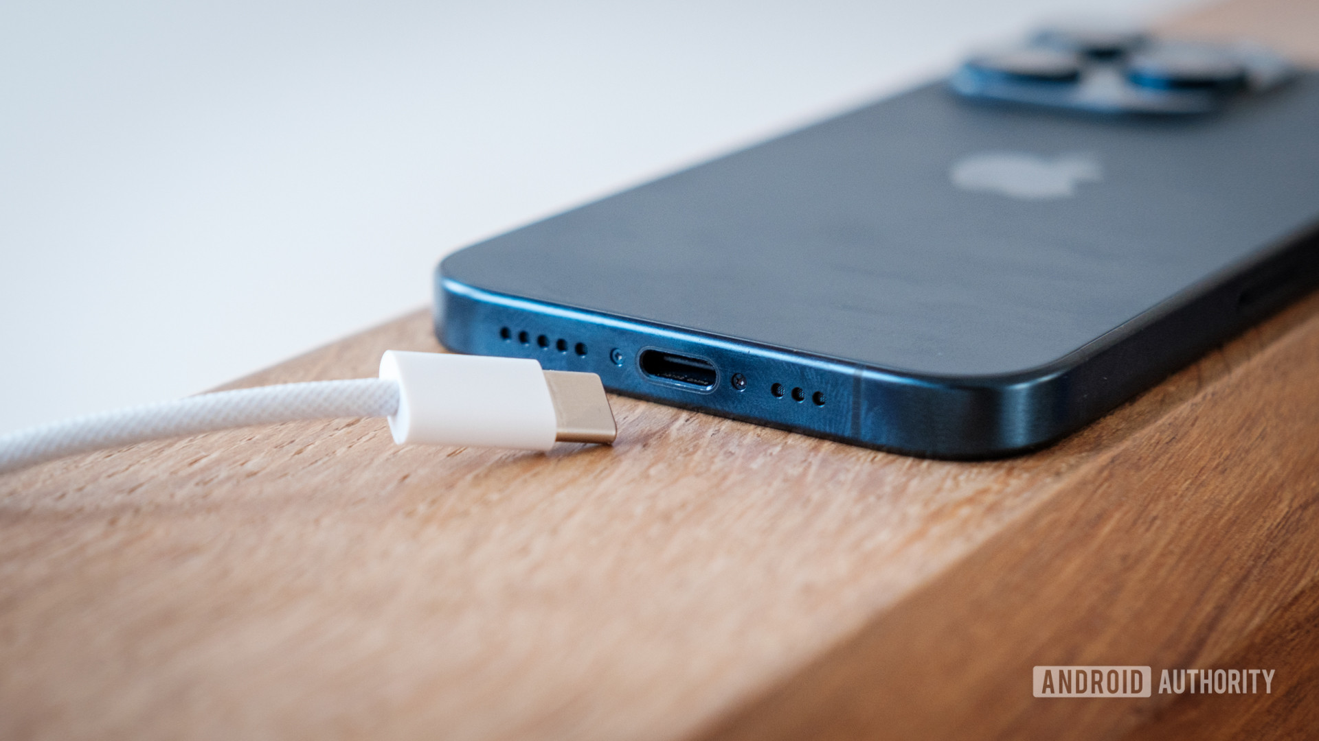 Apple is changing the charging port with iPhone 15, but it won't