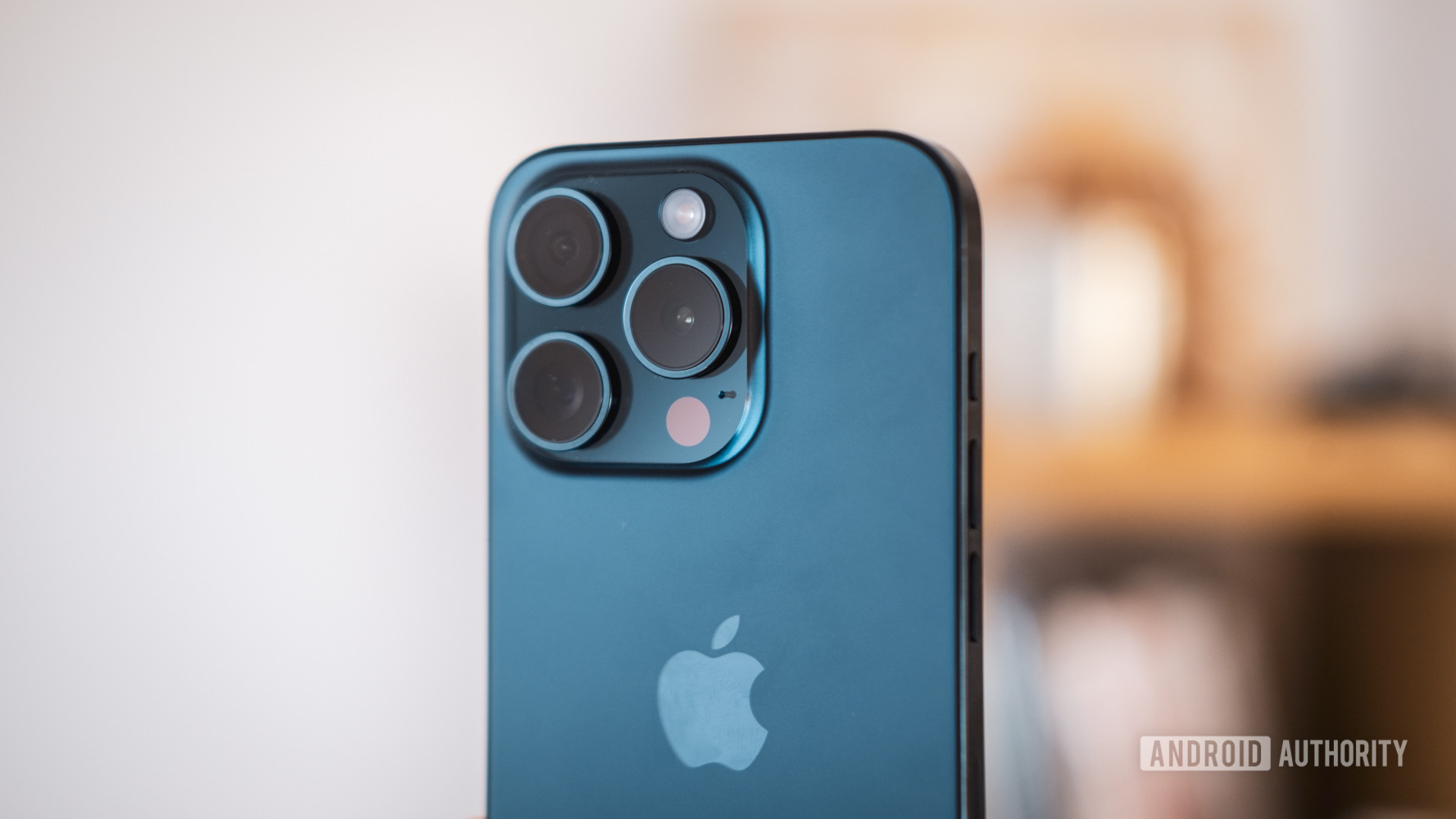 Boîtier de caméra Apple iPhone 15 Pro