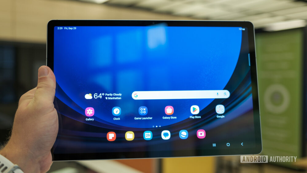 How To Charge The Samsung Galaxy Tab S9 Fe S Pen - Android Authority