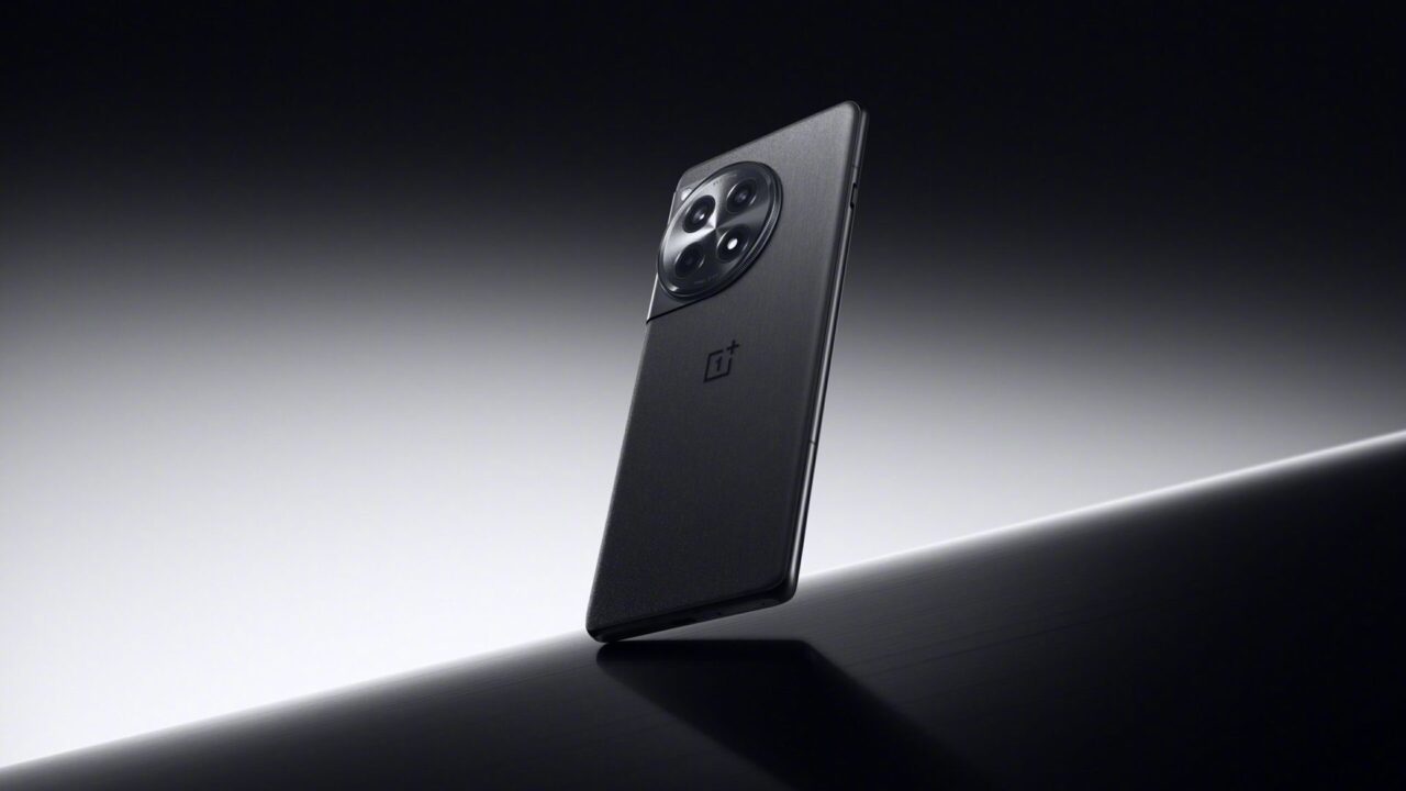 This is the OnePlus 12R, and it looks like the OnePlus 12, 11, and 11R