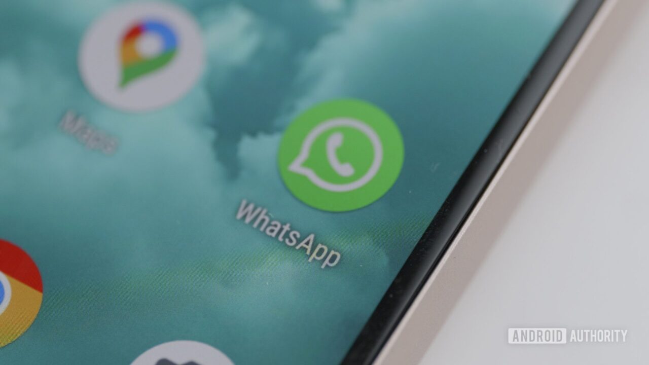 WhatsApp is now letting Android users search for chats by date