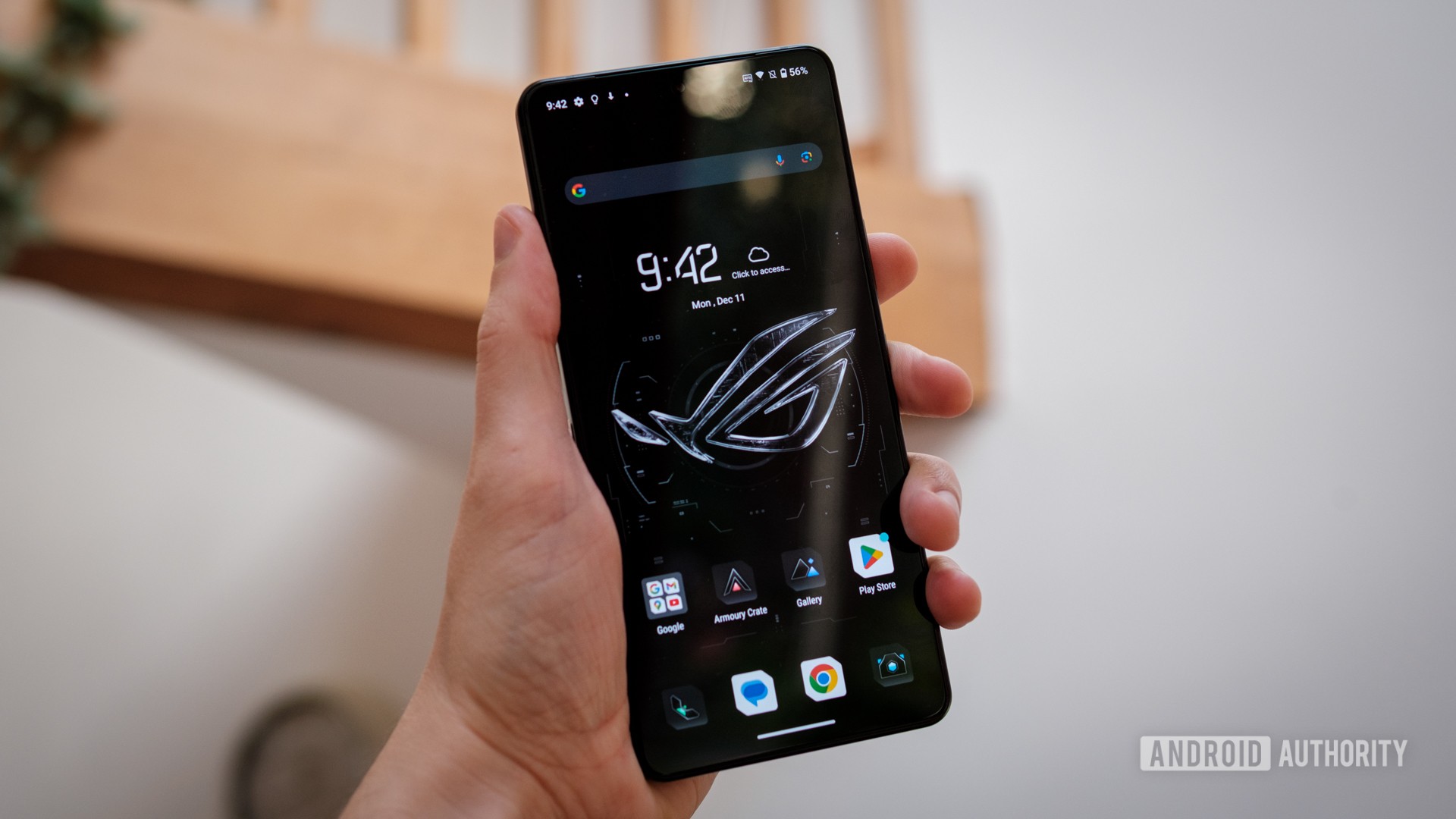 https://www.androidauthority.com/wp-content/uploads/2024/01/ASUS-ROG-Phone-8-homescreen-in-hand.jpg