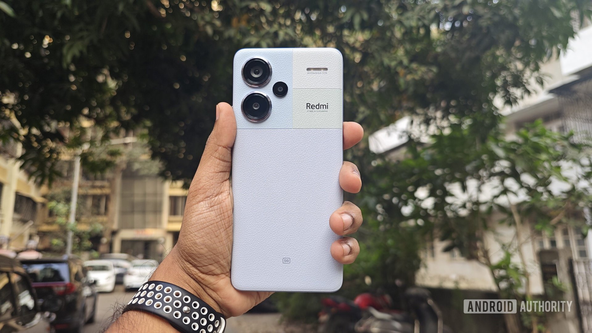 The Redmi Note 13 Pro Plus puts flagships with poor IP ratings to shame