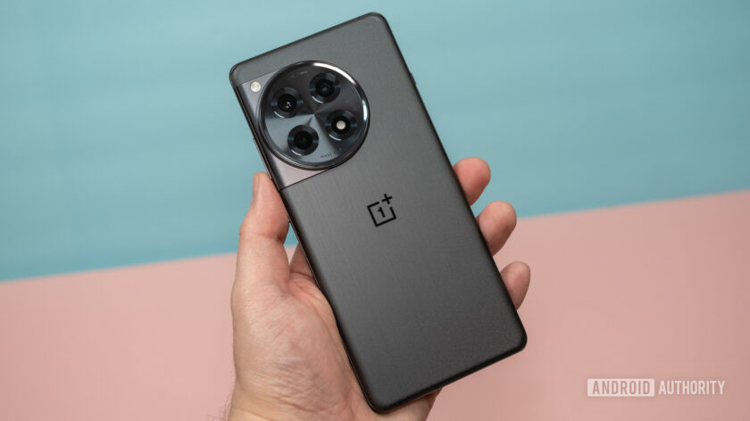 OnePlus 12R tekrar elimizde