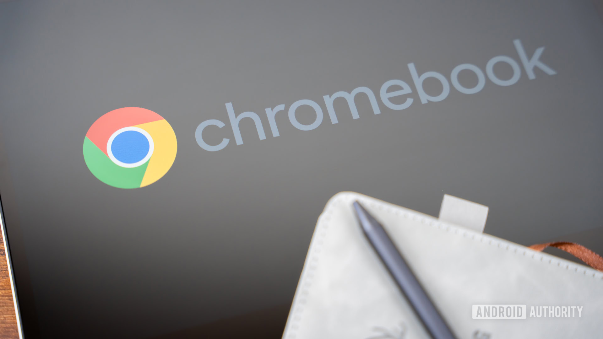 Chromebook with Chromebook logo on screen stock photo (17)