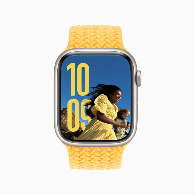 Apple Watch Photos watch face with machine learning