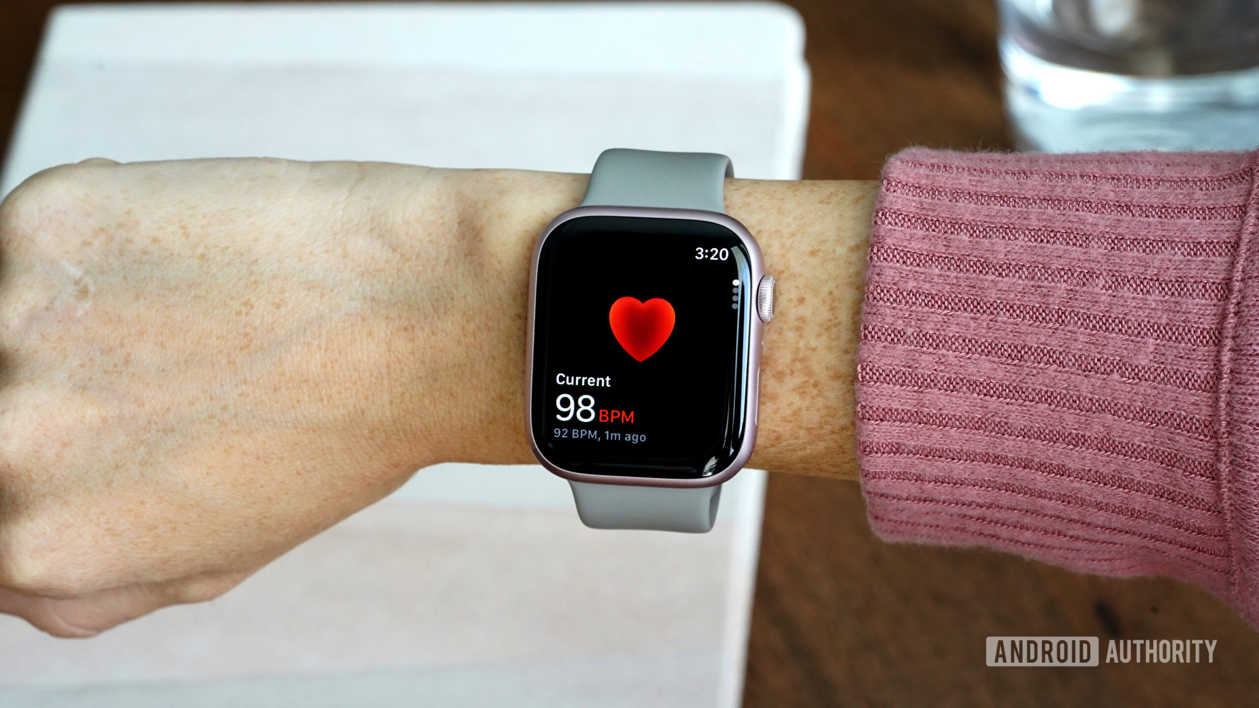 An Apple Watch Series 9 user tracks their elevated heart rate during pregnancy.