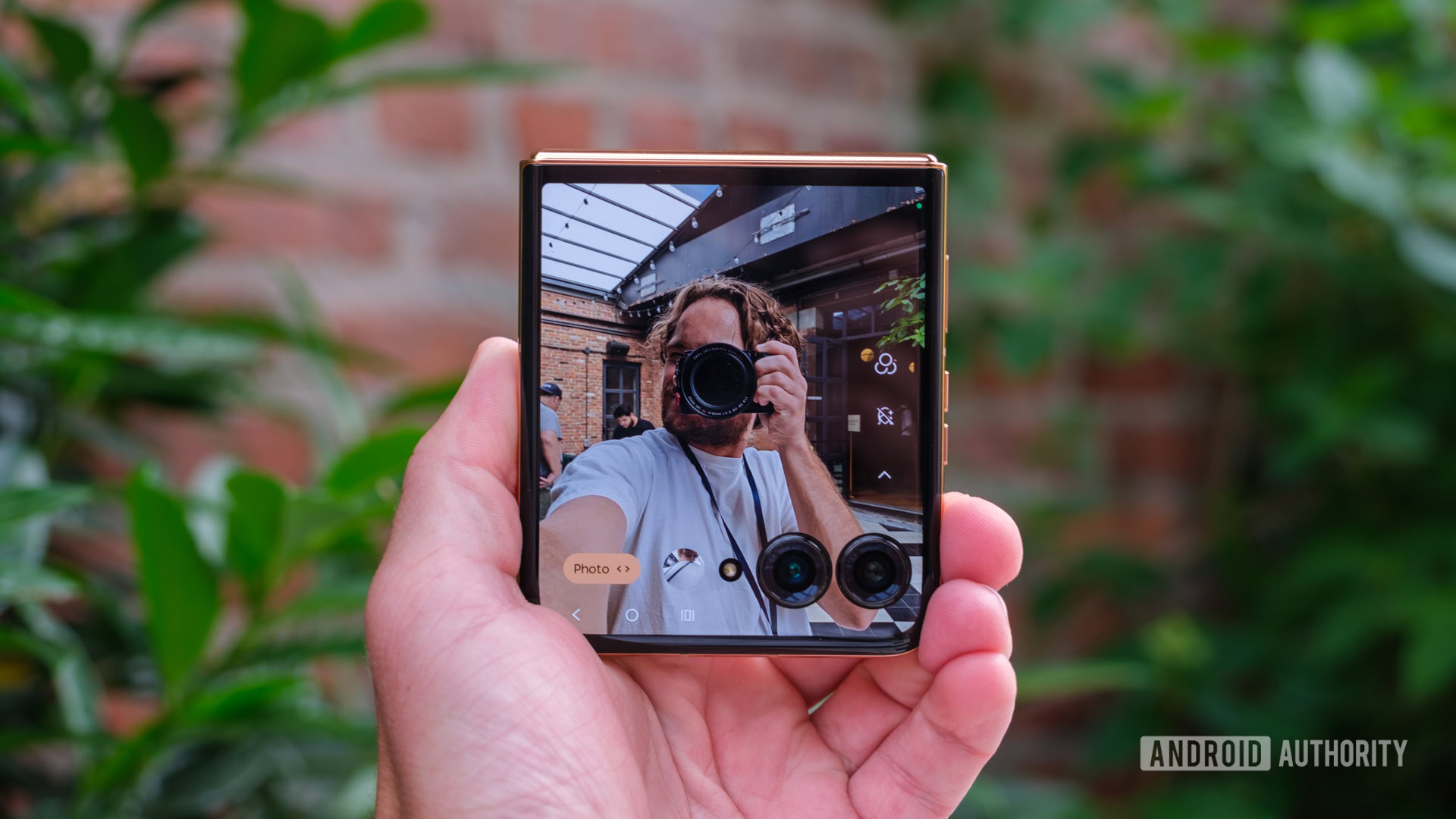 Motorola Razr Plus 2024 selfie cameras