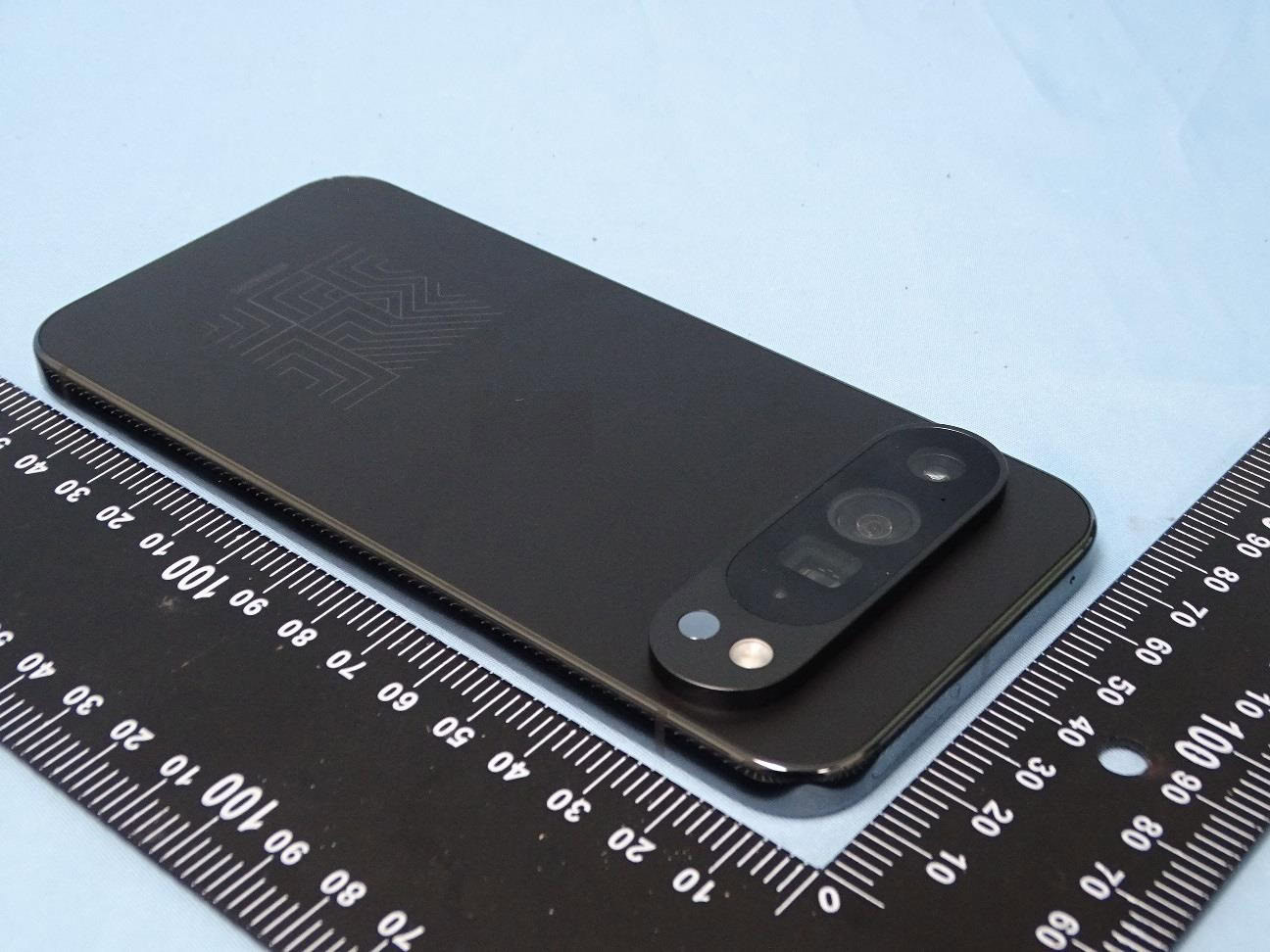 Giant Pixel 9 leak gives us our first real-world look at the Fold