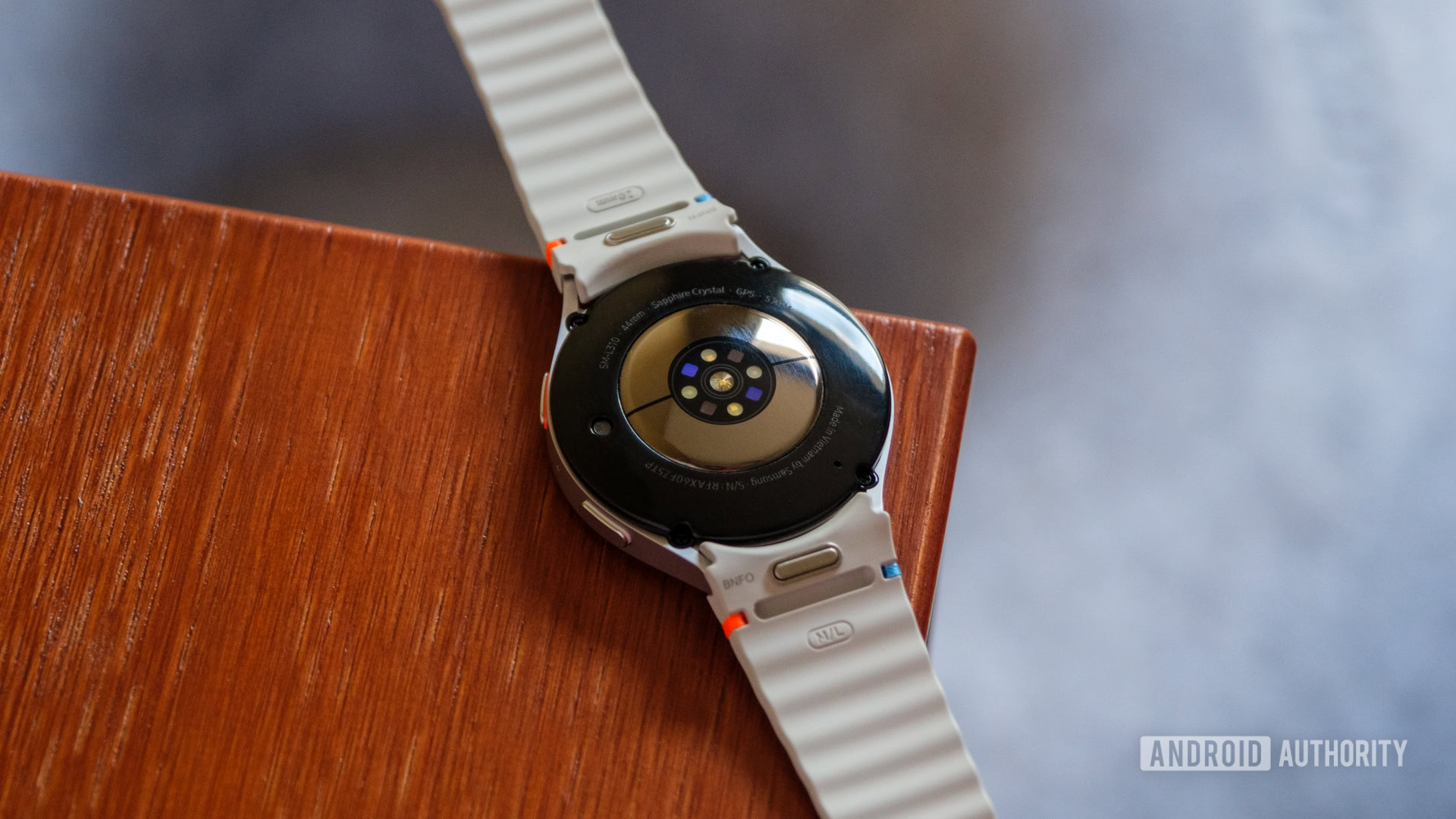 Samsung Galaxy Watch 7 sensor