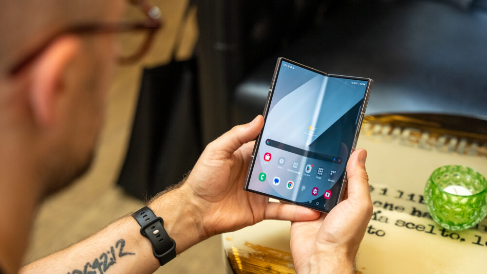 Save A Whopping On The Samsung Galaxy Z Fold Android Authority