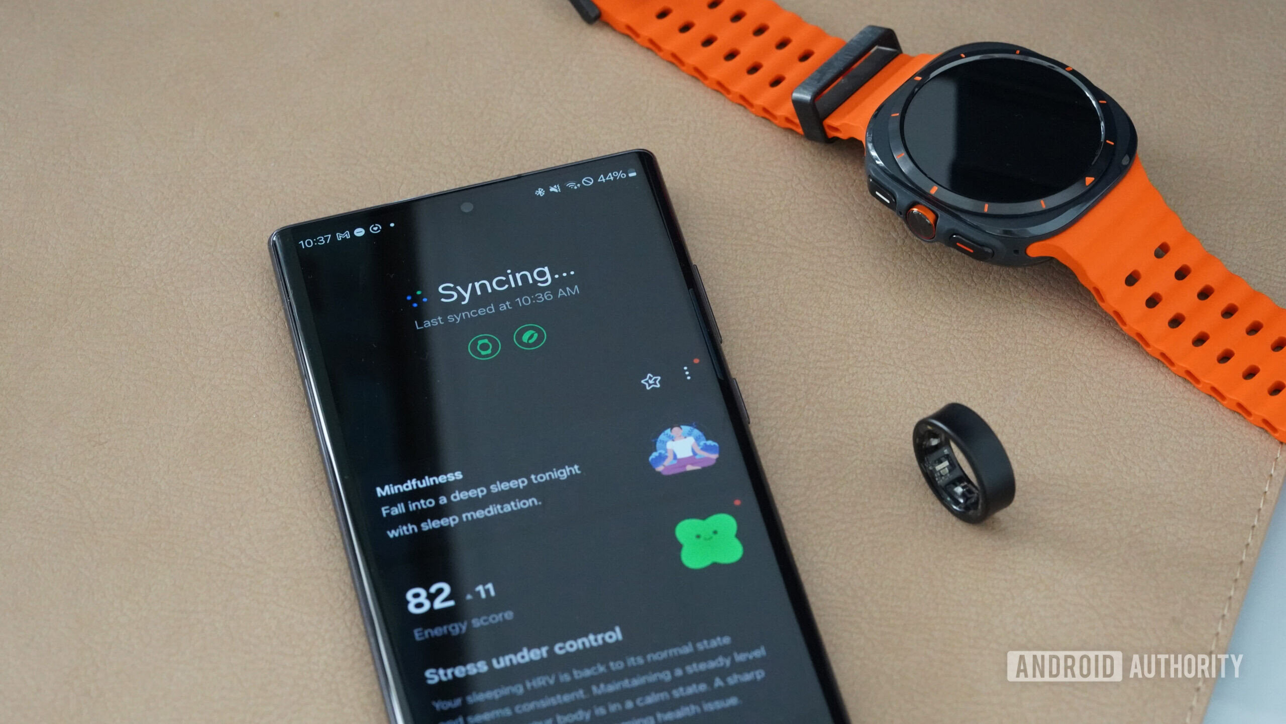 Daten von der Galaxy Watch Ultra und dem Galaxy Ring werden in der Samsung Health-App synchronisiert.