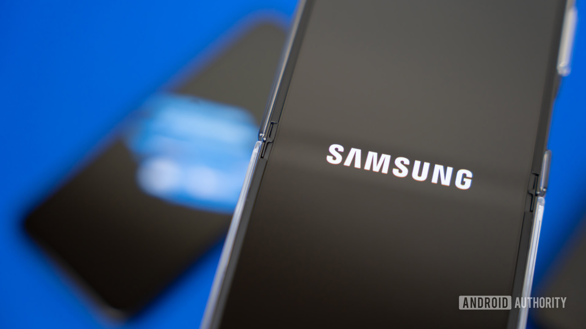 Which Samsung phones are expected to get the Android 15 update?