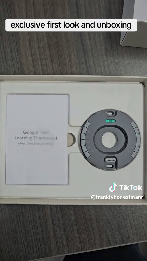 Hype for a new Nest Learning Thermostat is heating up with this early unboxing video