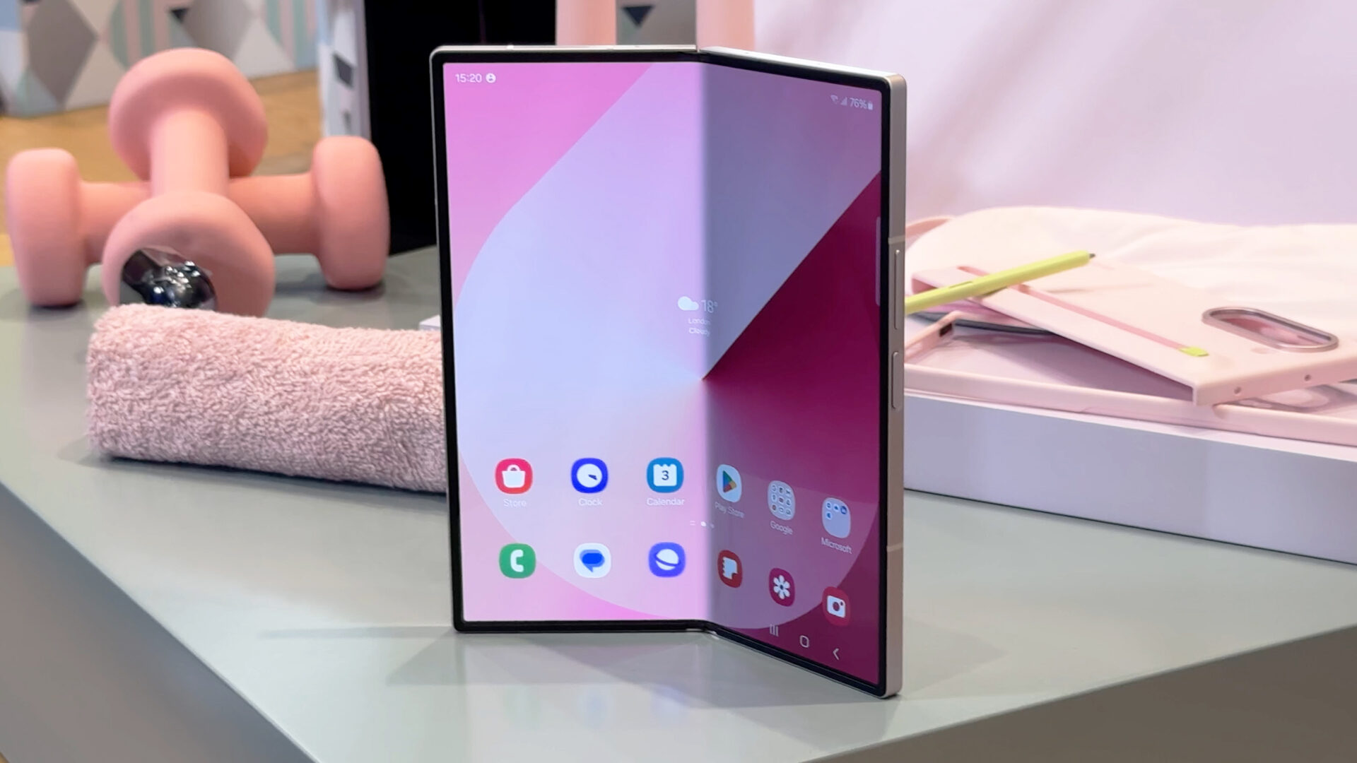 The cheapest place to buy a Samsung Galaxy Z Fold 6 - Android Authority