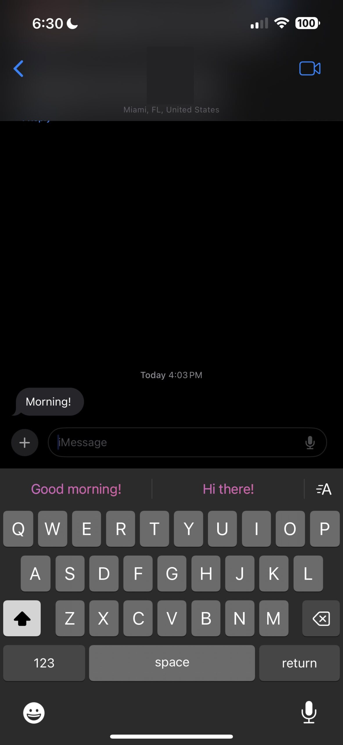 Apple Intelligence generating smart replies in Messages app