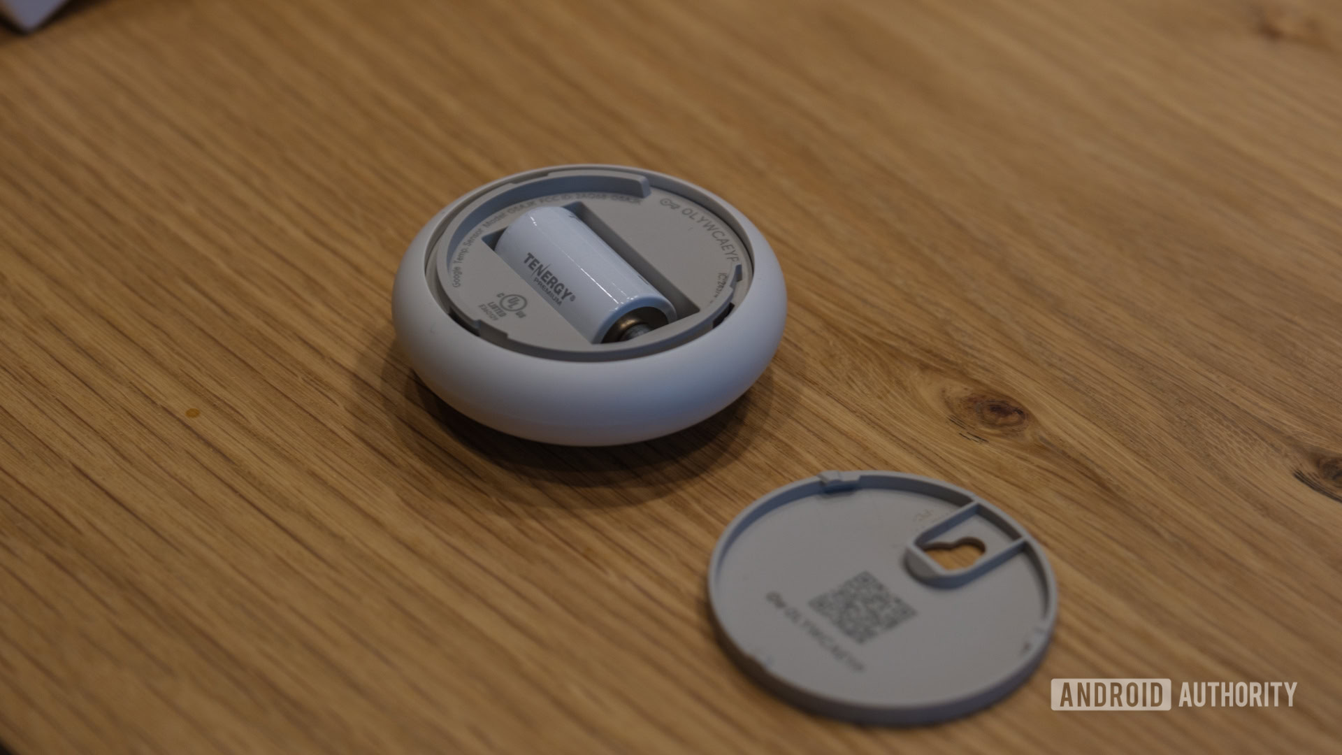 Google Nest Learning Thermostat sensor inside