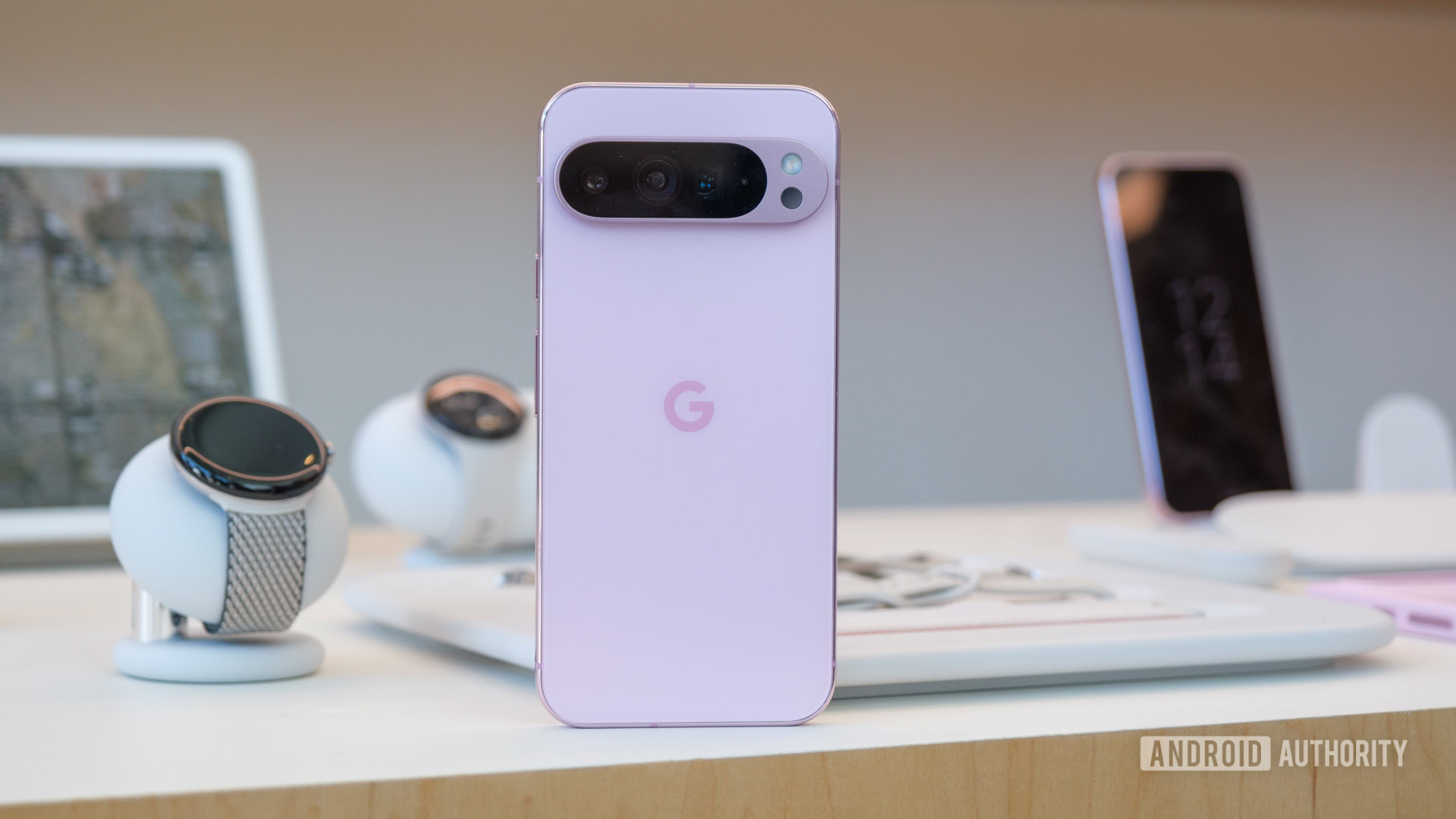 It looks like the Pixel 9 series has a case of broken notifications