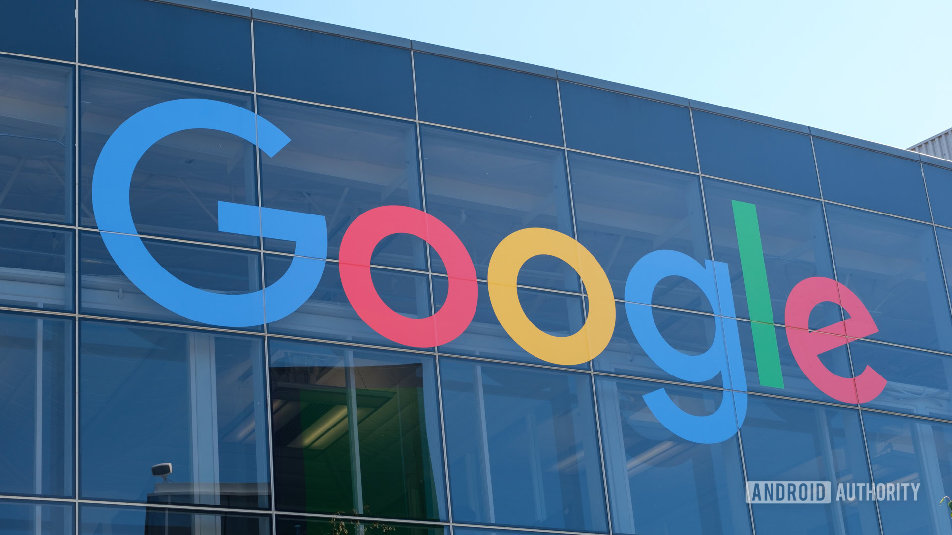 Russia wants Google to pay a fine that's more money than exists on ...