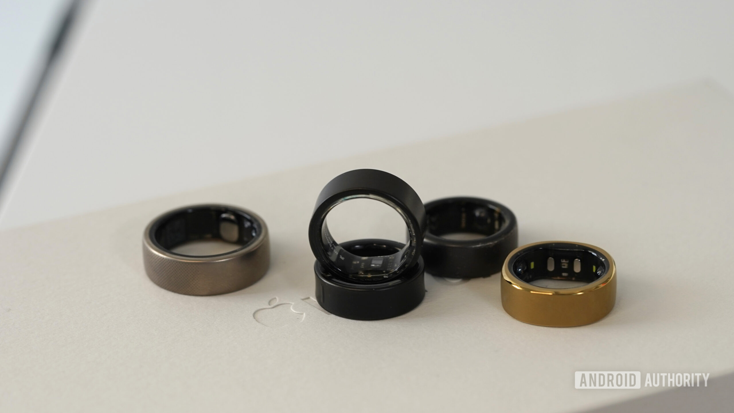 A Galaxy Ring competitor isn’t coming from Apple any time soon