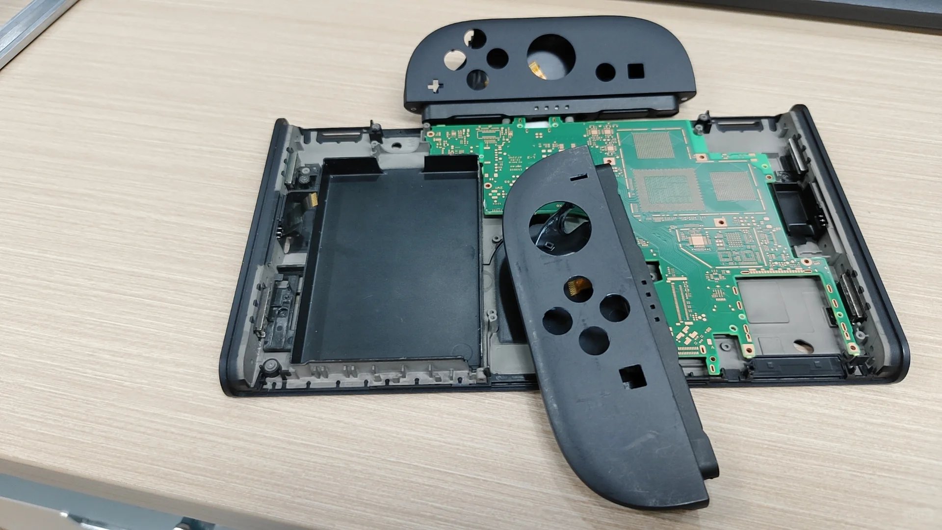 Take these leaked Nintendo Switch 2 images with a grain of salt