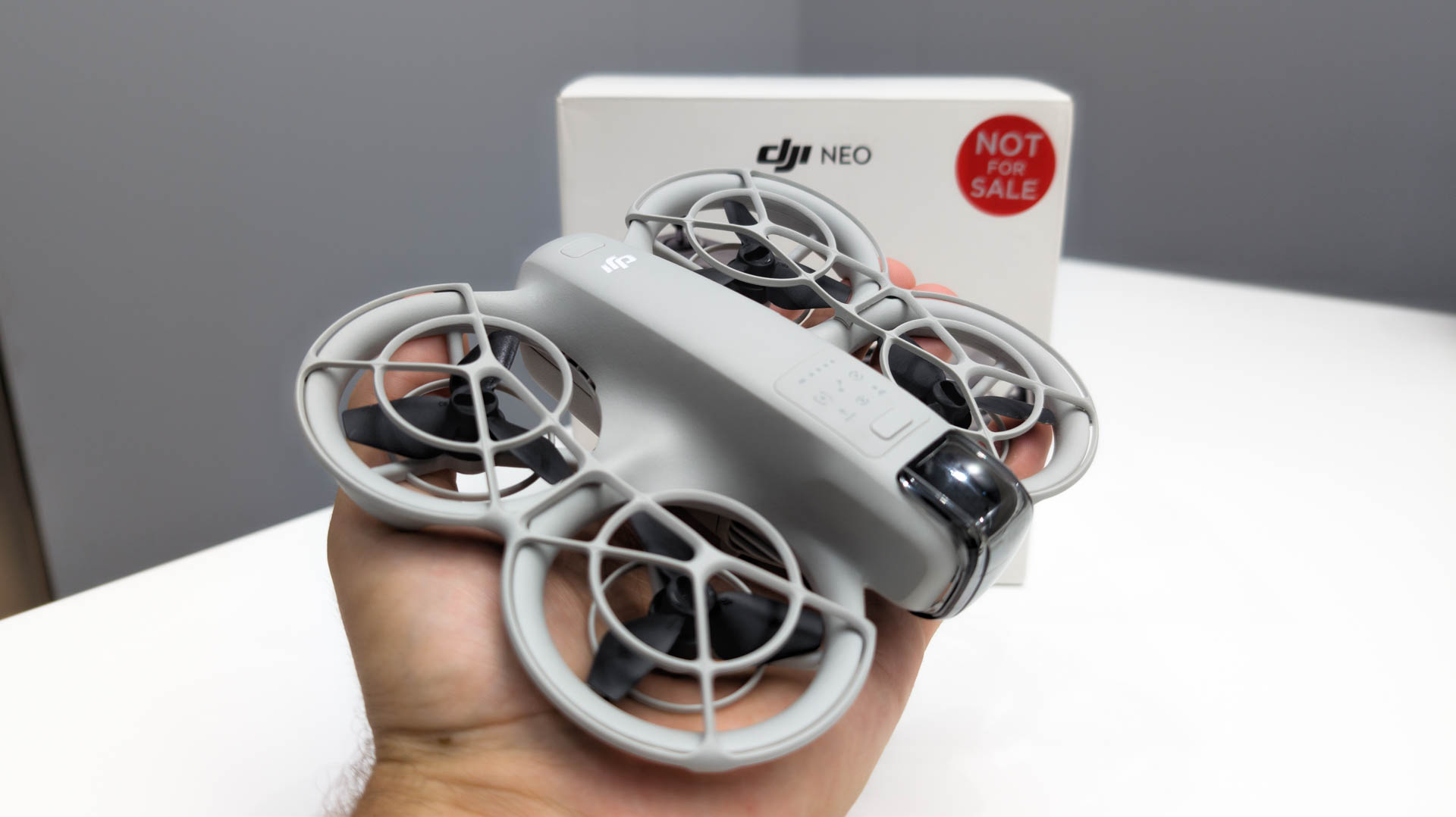 DJI Neo — самый легкий и простой в использовании дрон компании.