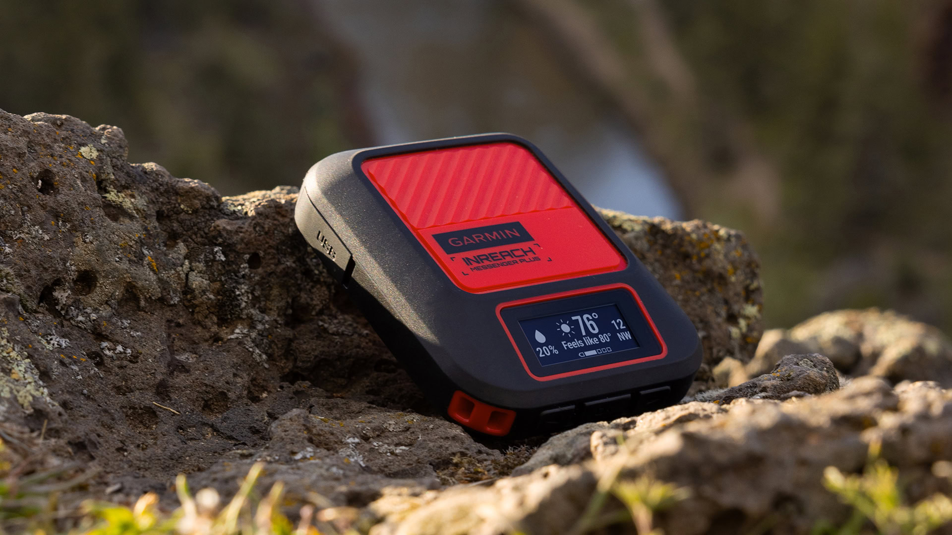 Garmin inReach Messenger Plus on Rock