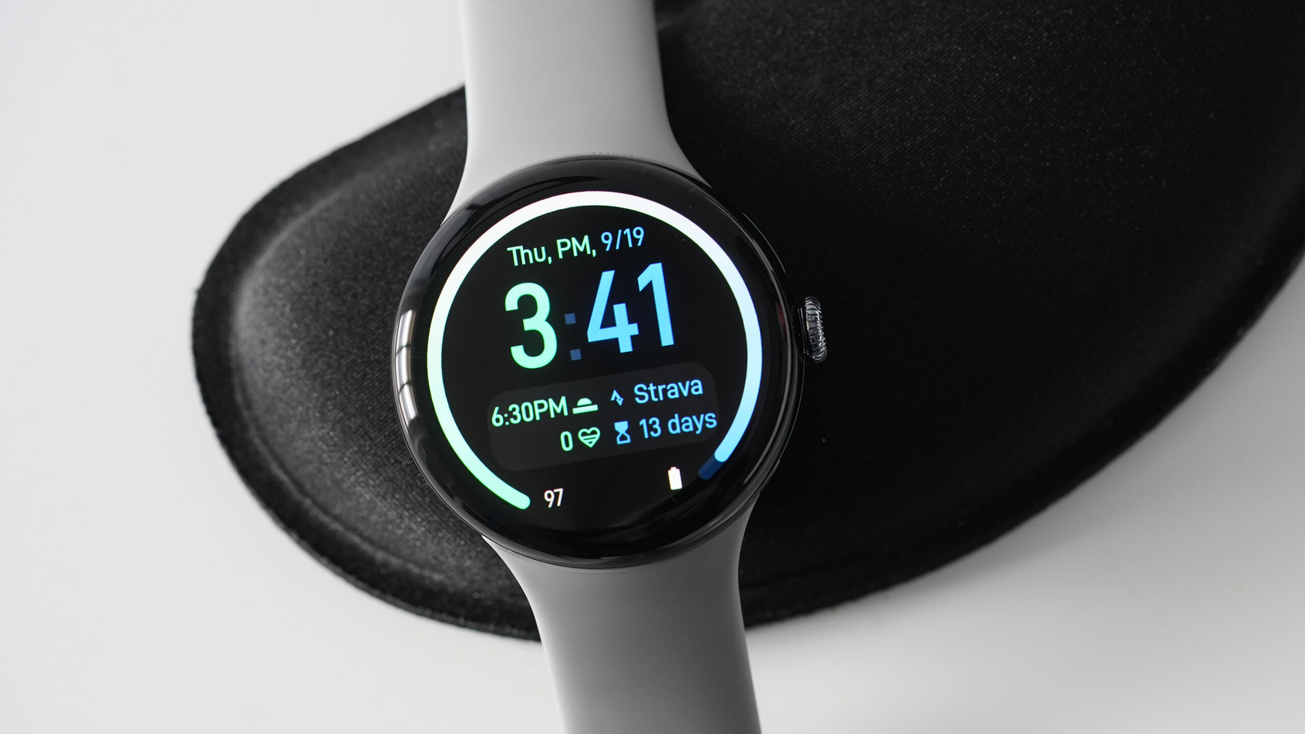 Мои 7 любимых циферблатов для Google Pixel Watch 3