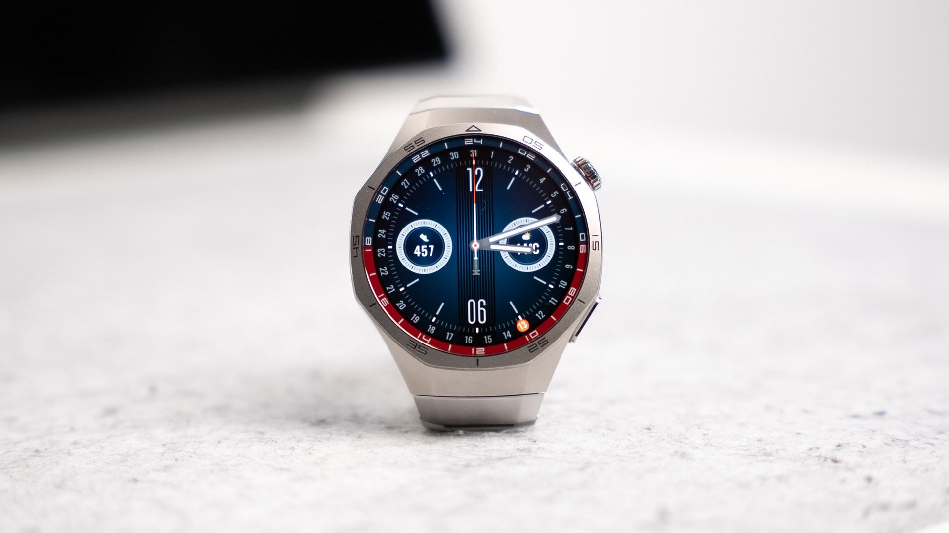 Выпущена серия HUAWEI Watch GT 5: долговечные часы с быстрой зарядкой