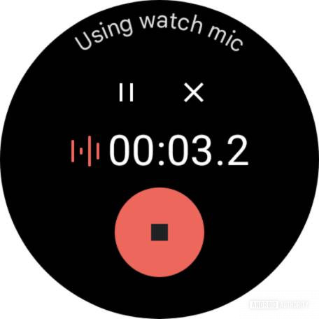 Приложение Recorder на Pixel Watch 3 так же хорошо, как и версия для телефона.