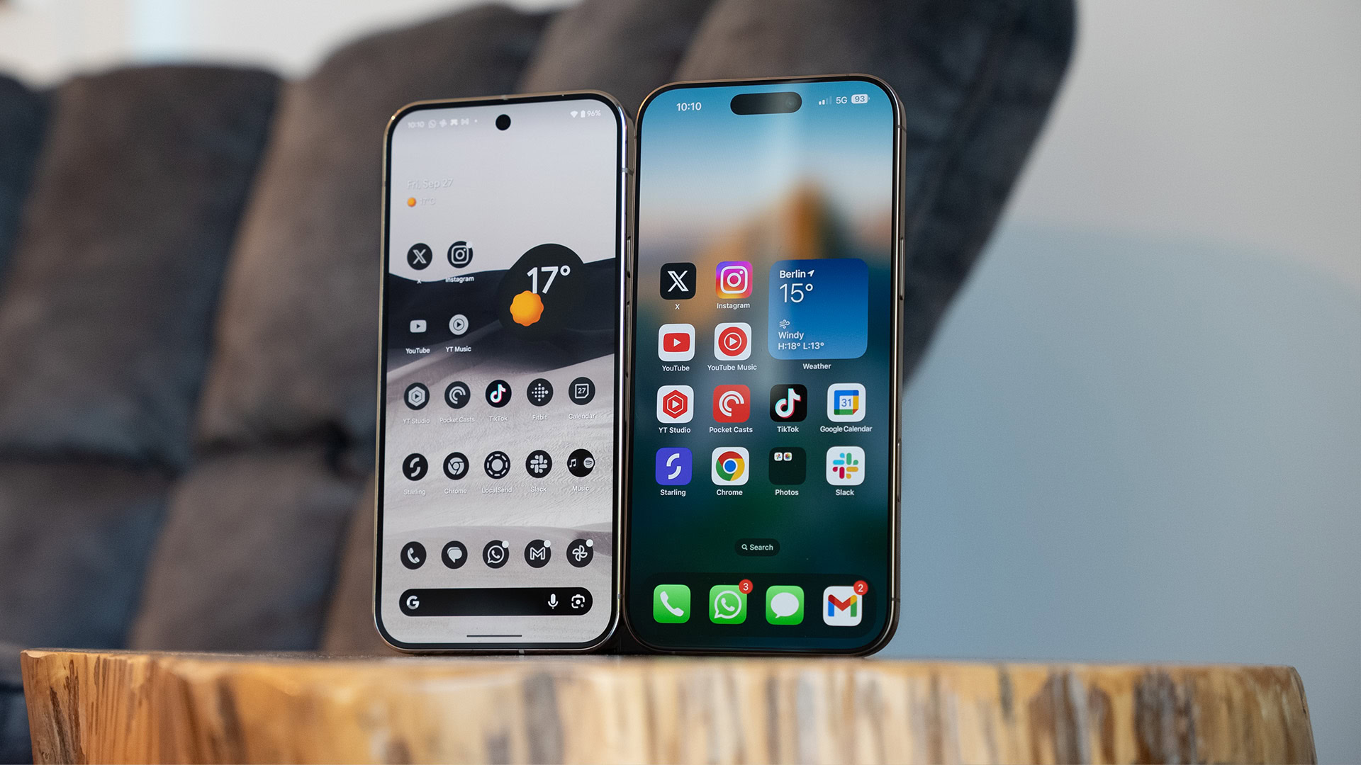 iPhone 16 Pro Max and Pixel 9 Pro XL displays