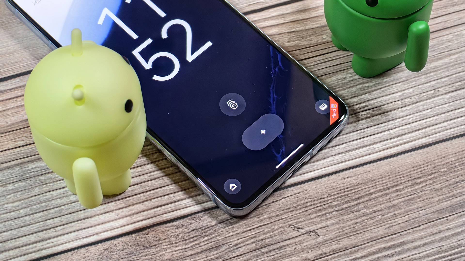 Android seems prefer it’s engaged on a Gemini lock display screen button