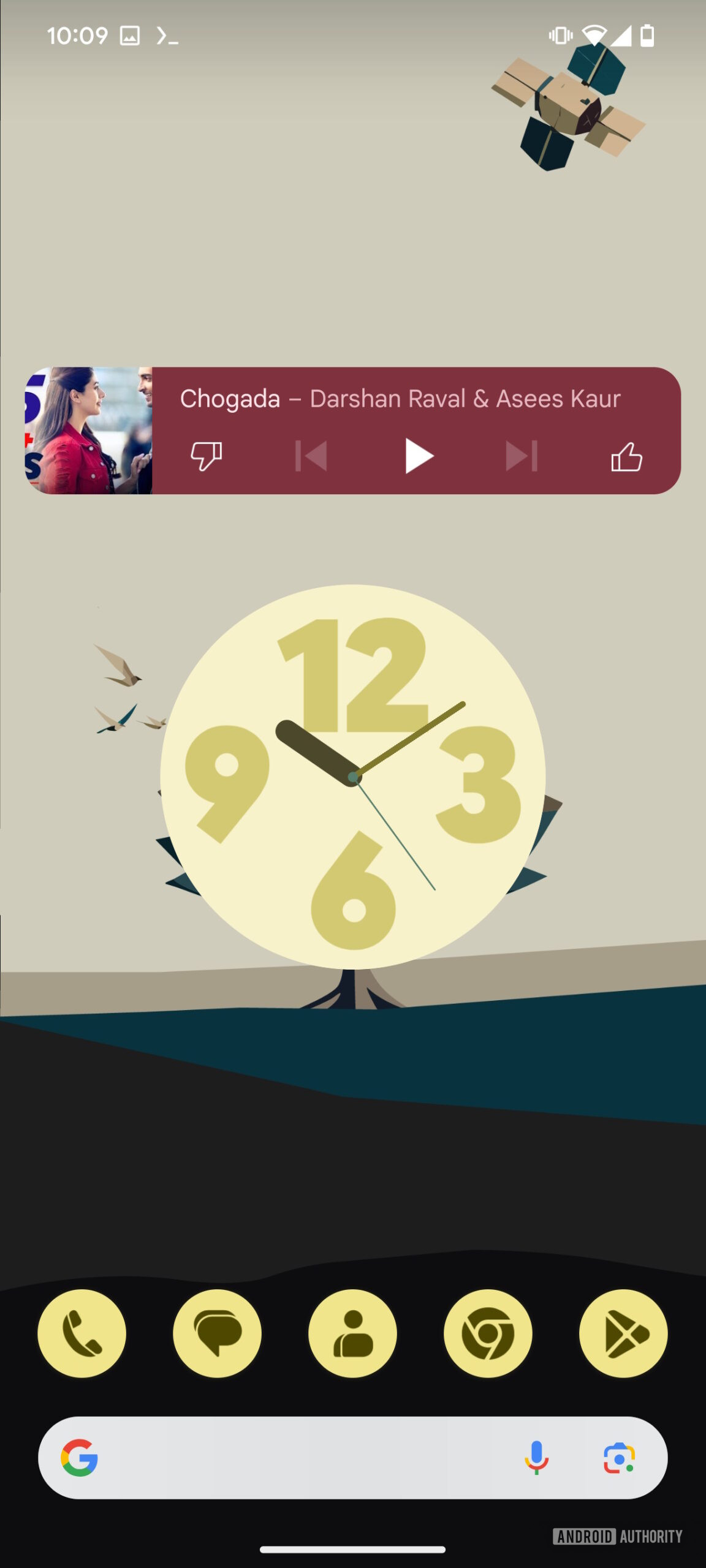 Galaxy Z Flip’s cover display could become more useful with this YouTube Music widget (APK teardown)