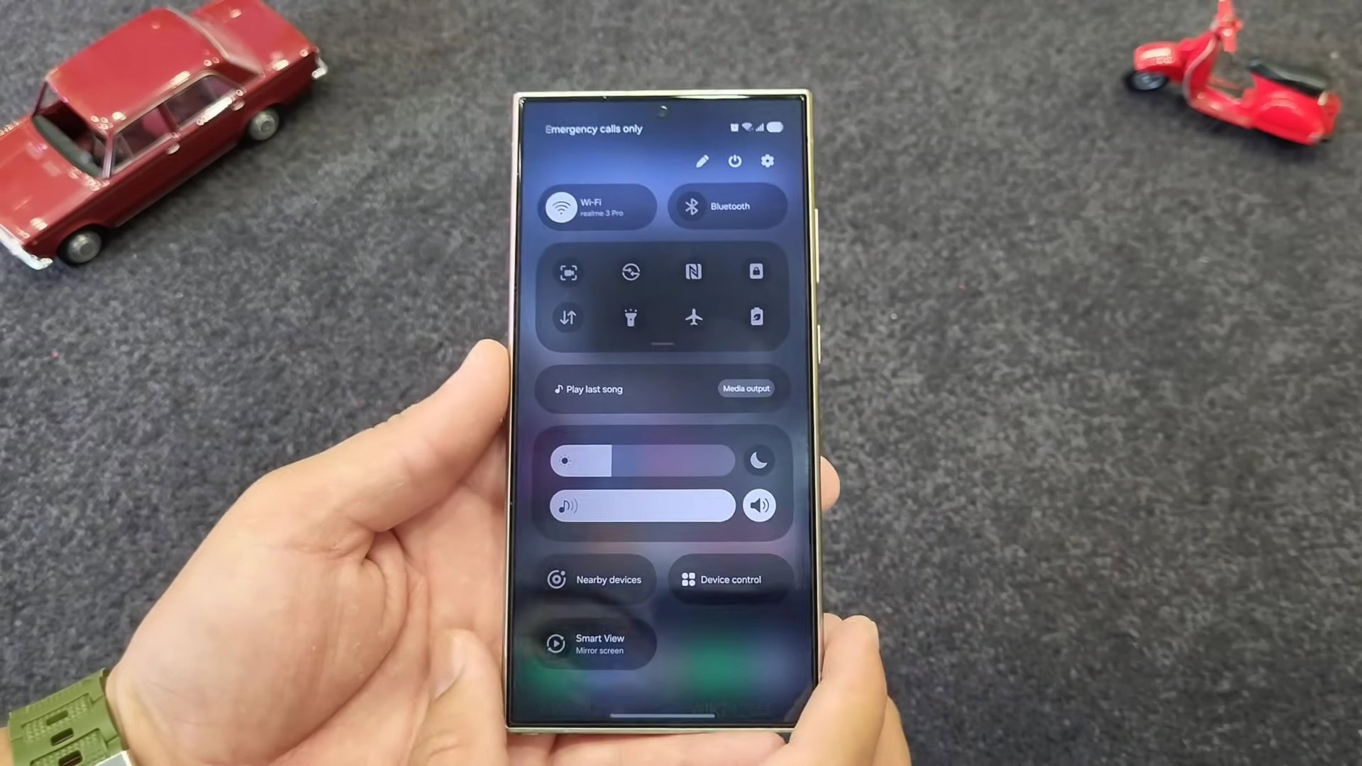 one ui 7 leak wala bhai 3