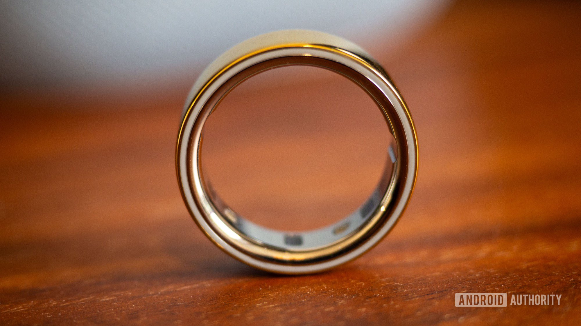 Oura Ring 4 против Samsung Galaxy Ring: что купить?