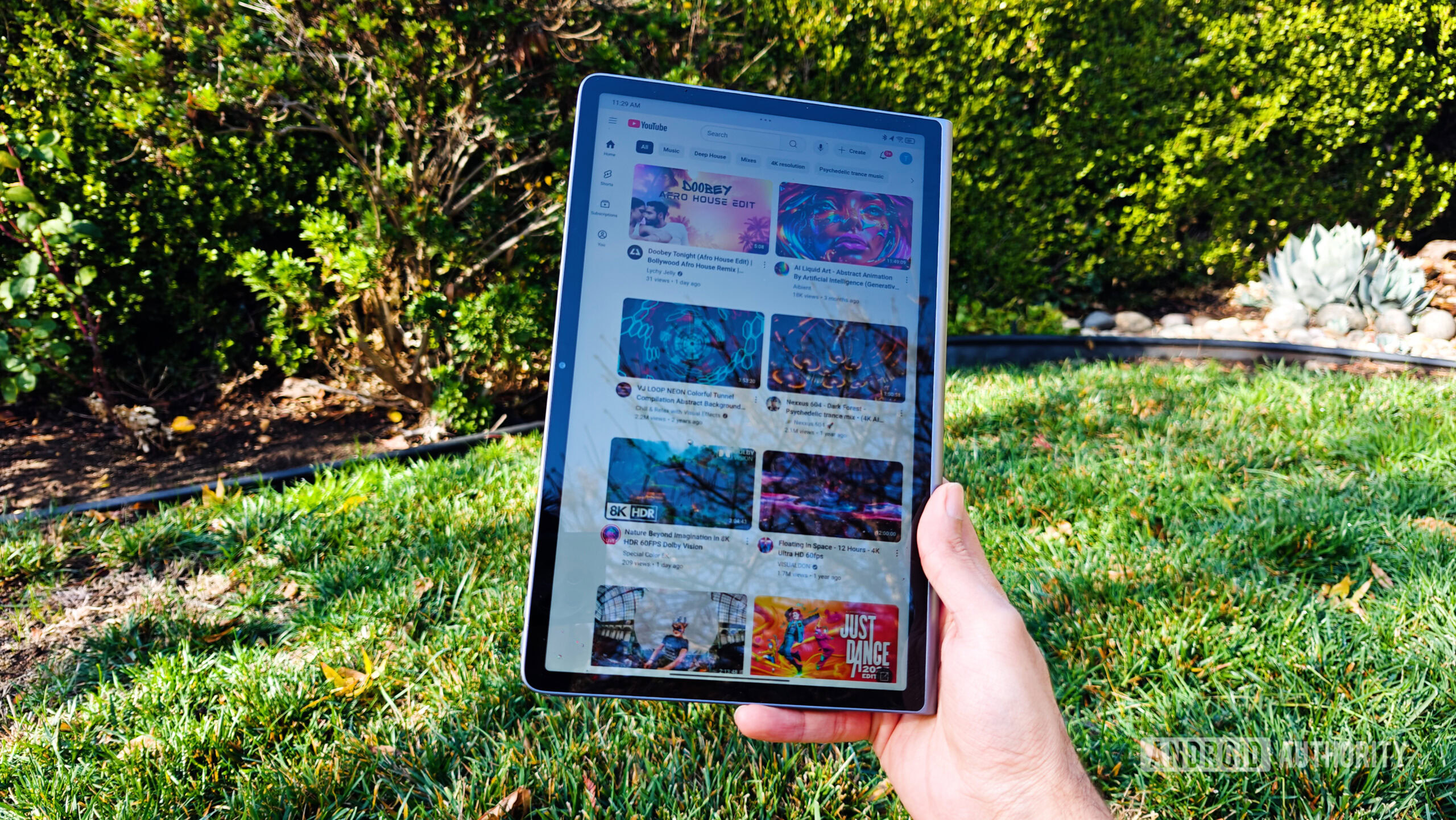 Lenovo Tab Plus review image showing light glare outdoors