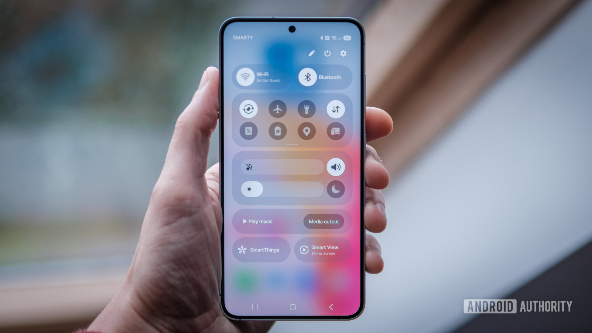 One UI 7 lets you choose if you want your notifications and Quick Settings separated