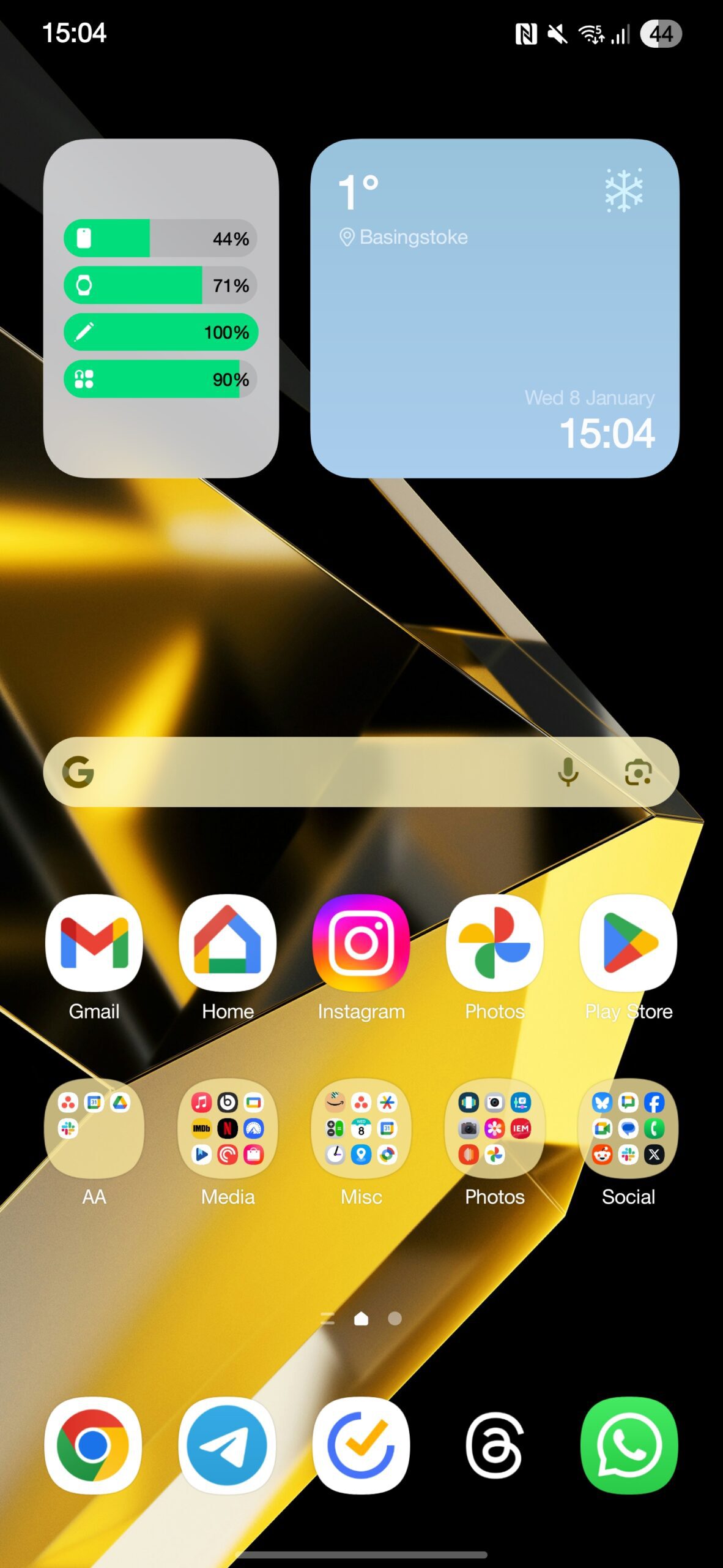 A screenshot of home screen setups in One UI 7