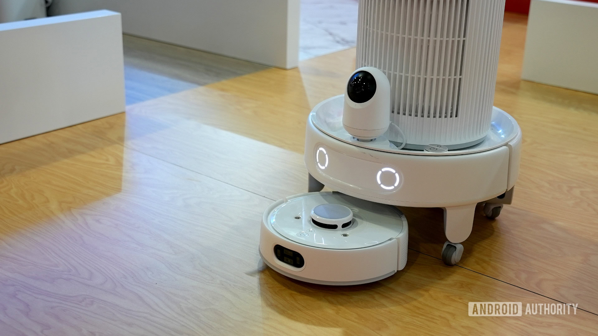 Switchbot Multitasking Household Robot K20 Plus Pro under table stand