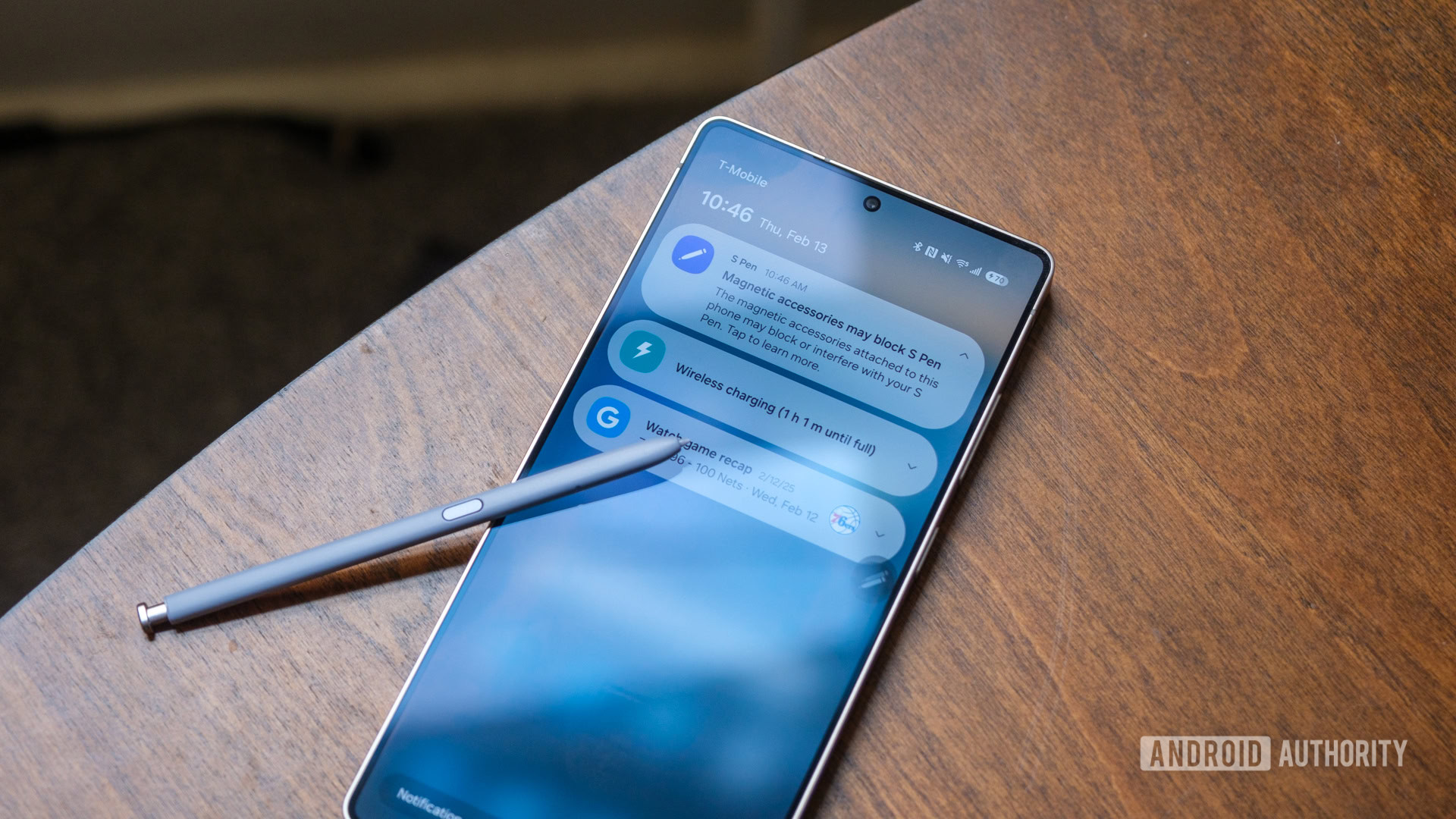 Samsung Galaxy S25 Ultra with s pen and warning